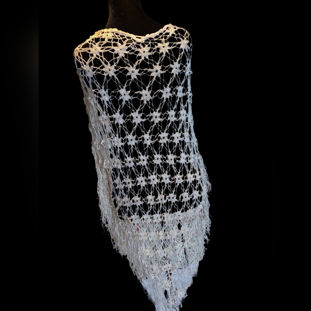 Vintage Ellian Crochet Lace Shawl OS Cottagecore, Fairy, Bohemian, Boho